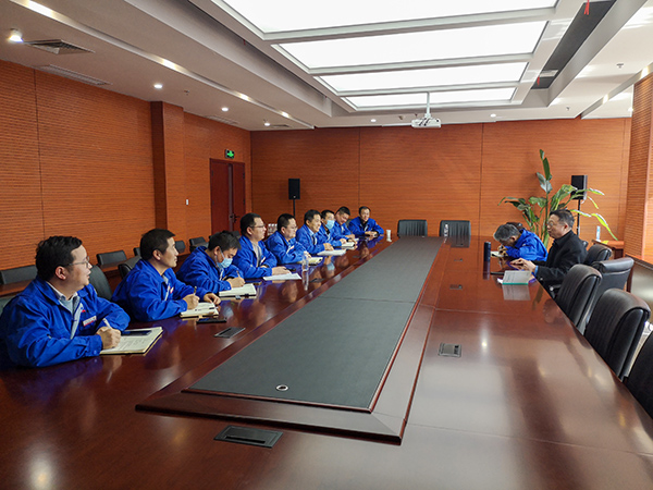 3月14日，渭河彬州化工公司質(zhì)量、環(huán)境、職業(yè)健康安全管理體系認證工作會順利召開。(副圖）.jpg