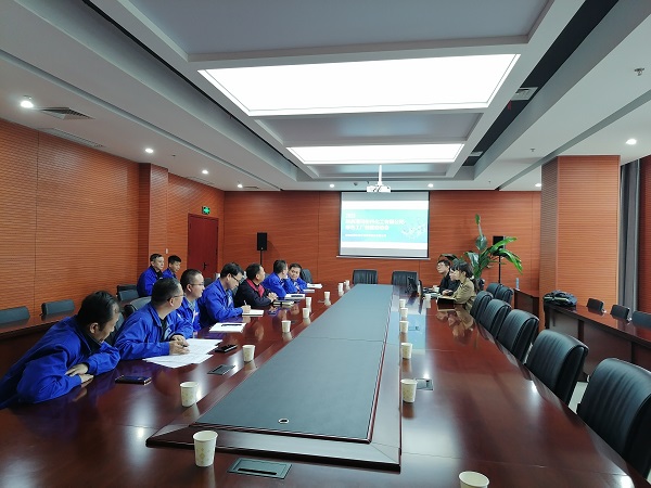 5月10日，彬州公司綠色工廠創(chuàng)建啟動會在行政會議室召開，渭化集團(tuán)副總經(jīng)理段立波、彬州公司副總經(jīng)理、生產(chǎn)部部長張安平等相關(guān)單位負(fù)責(zé)人參會.jpg