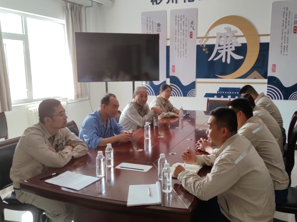 7月11日，公司領導在修造分部進行檢查。.jpg